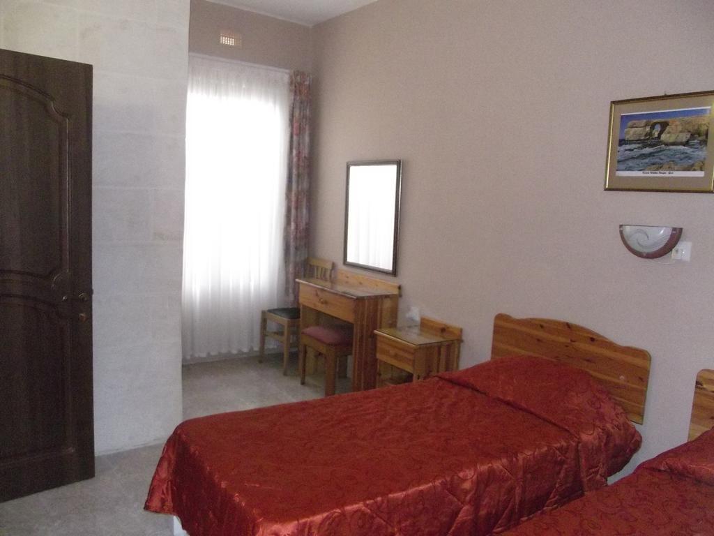 Sunset Seaview Accommodation 마살폰 외부 사진