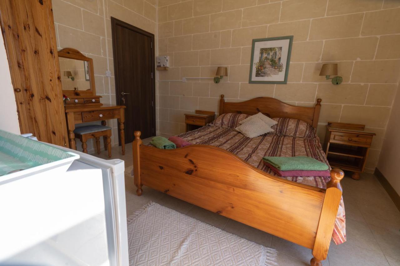 Sunset Seaview Accommodation 마살폰 외부 사진