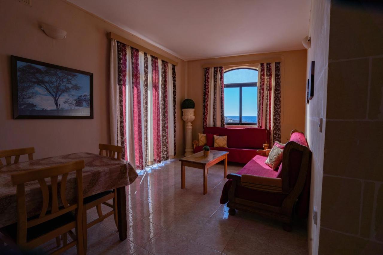 Sunset Seaview Accommodation 마살폰 외부 사진