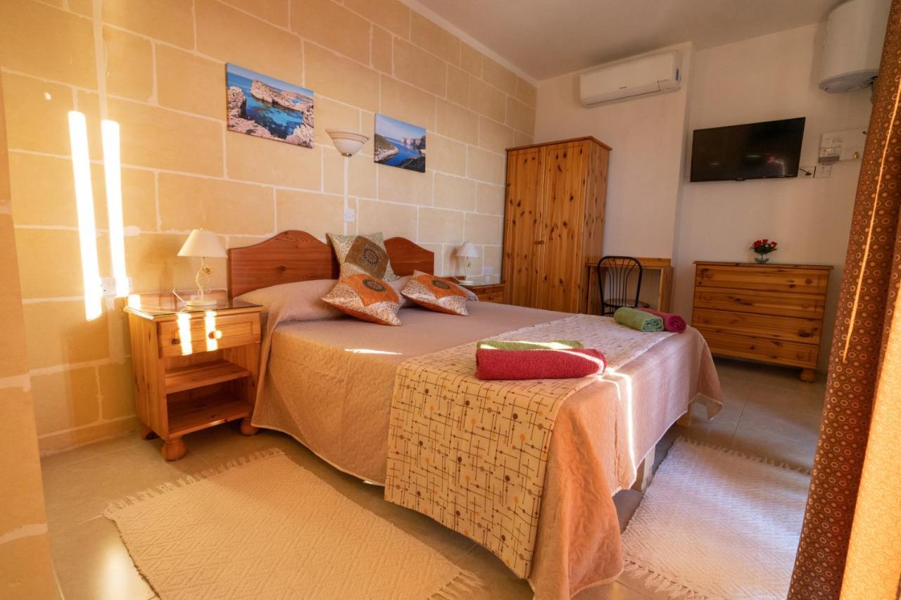 Sunset Seaview Accommodation 마살폰 외부 사진