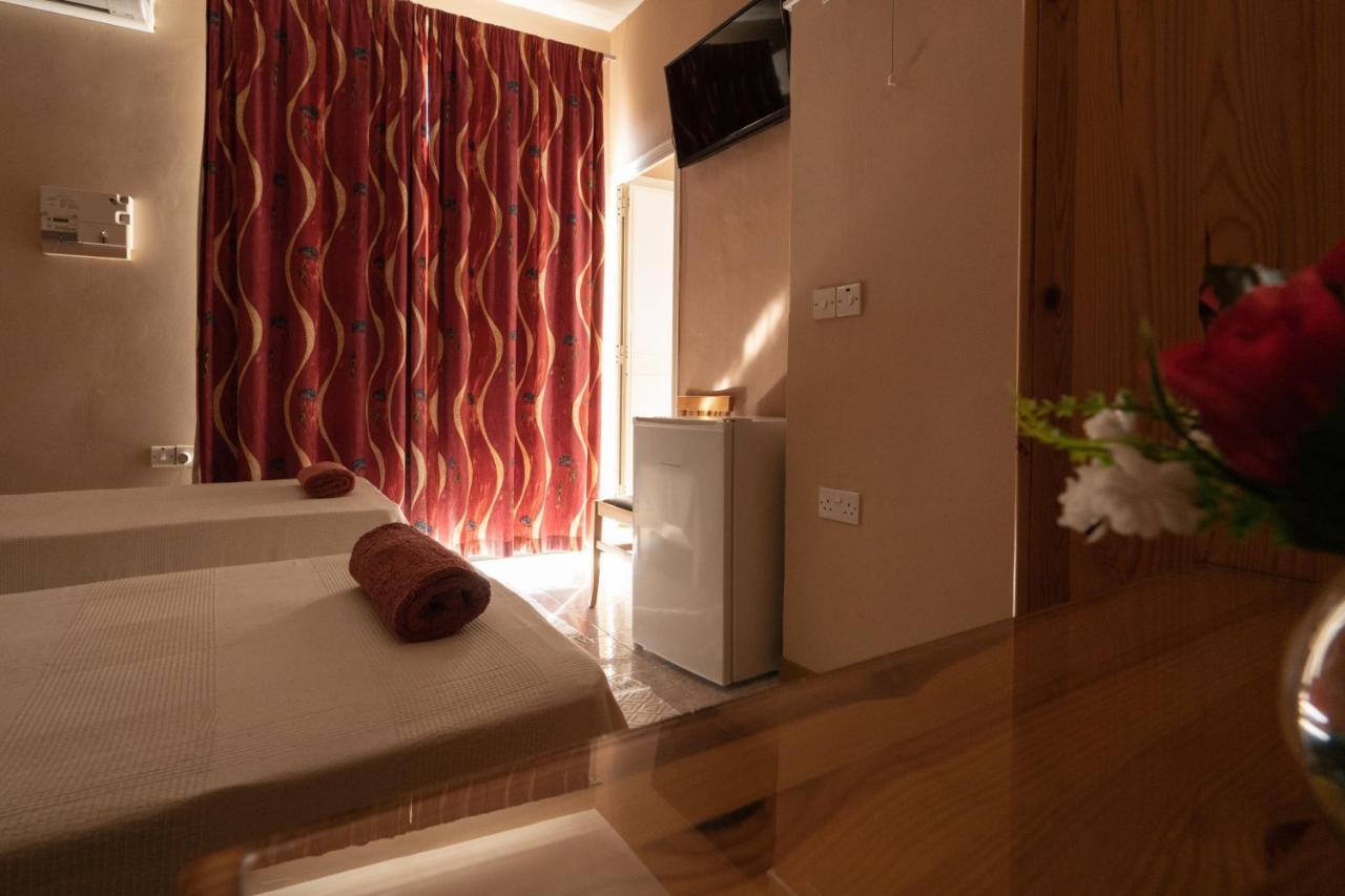 Sunset Seaview Accommodation 마살폰 외부 사진