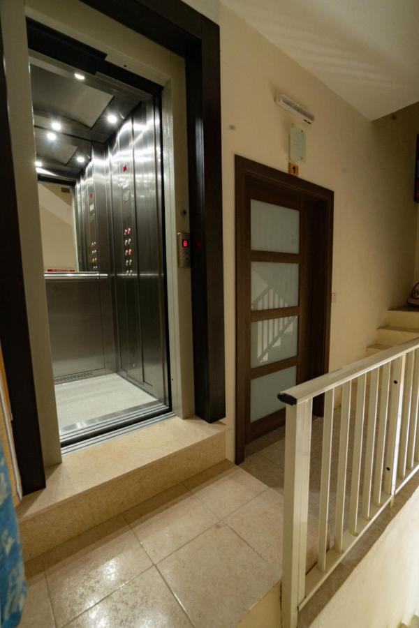 Sunset Seaview Accommodation 마살폰 외부 사진